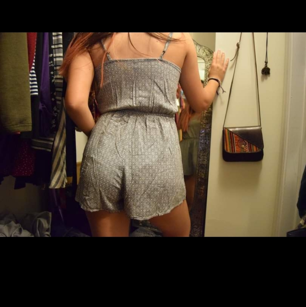 H&M Rompers - Picture 6 of 8